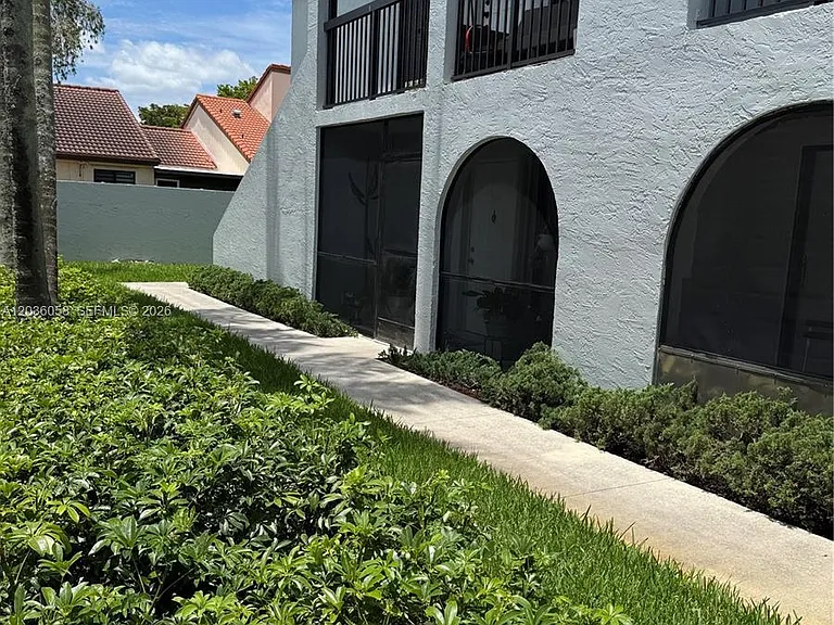 18230 Mediterranean Blvd #1303 — Photo 16