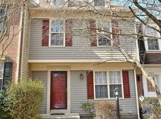 3967 Pepperidge Ct, Woodbridge, VA 22192