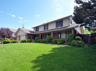 82 S Devinney St, Golden, CO 80401