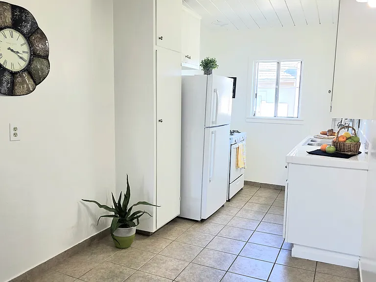 2183 Sepulveda Blvd #G — Photo 6