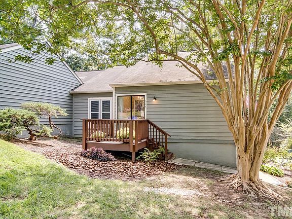 2nd image of 515 Woodwinds Dr
