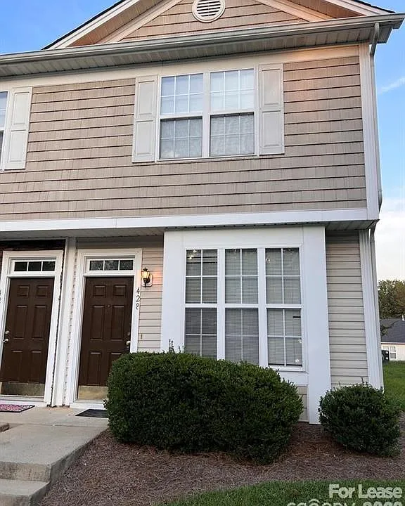 428 Goldstaff Ln