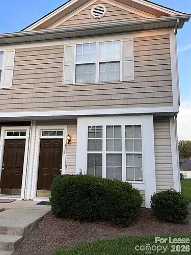 428 Goldstaff Ln Photo 1