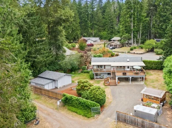 140 NE Rainier Place N, Belfair, WA 98528