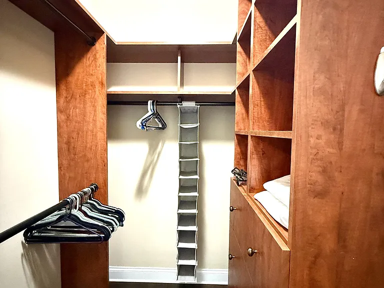410 Lancaster Ave — Photo 27