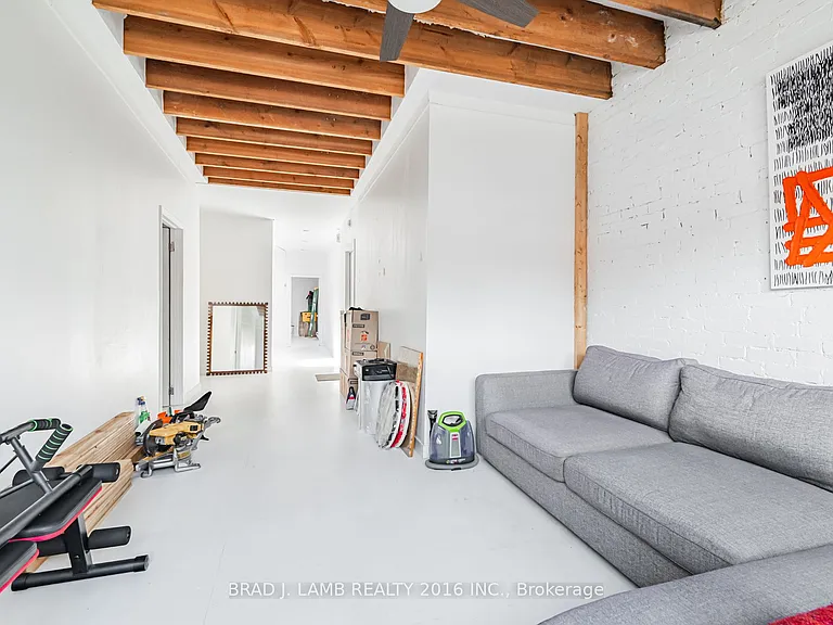 1457 Dundas St W #1 — Photo 3