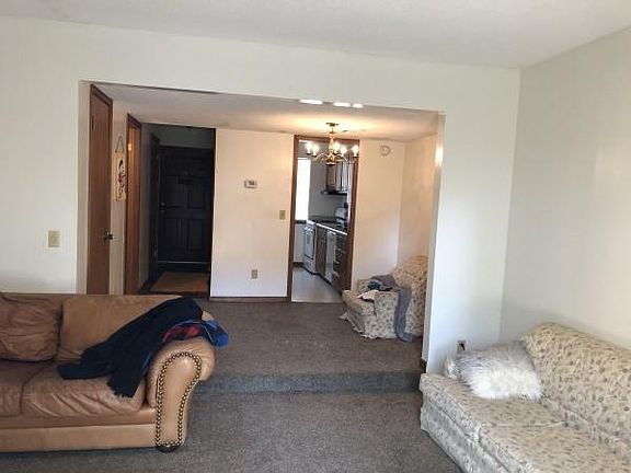 3rd image of 111 S Husband St