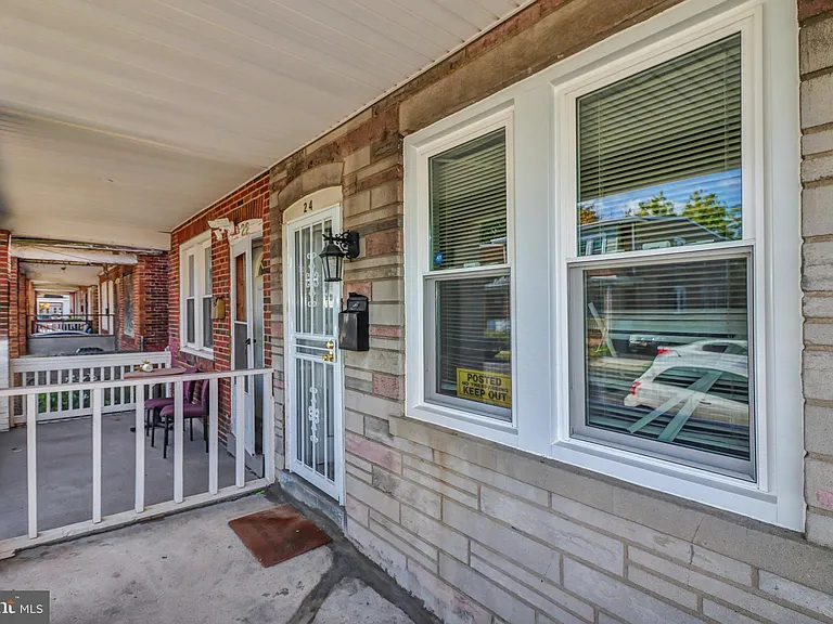 24 New Trent St — Photo 11