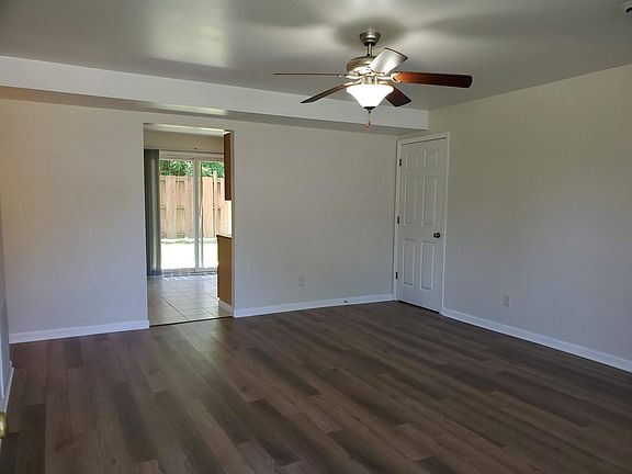 4th image of 16 Village Dr APT 1
