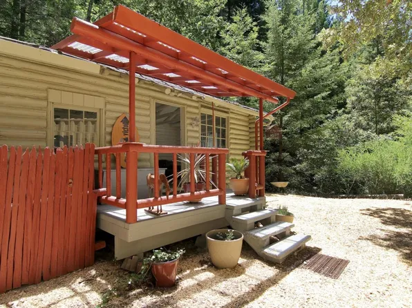 23572 Morrill Cutoff Rd, Los Gatos, CA 95033