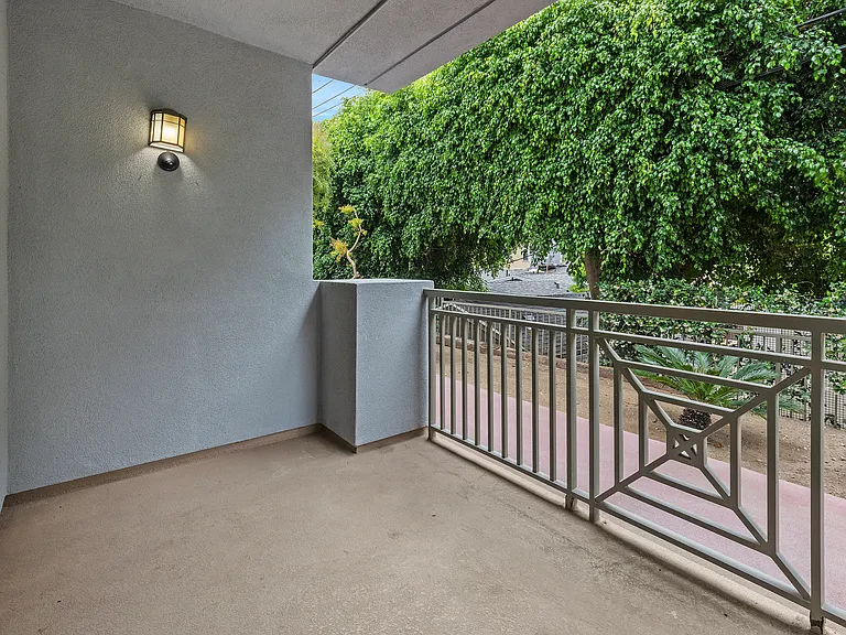 6038 Carlton Way #106 — Photo 6