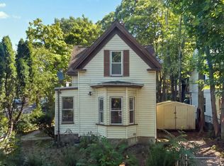 5 Westminster St, Hyde Park, MA 02136