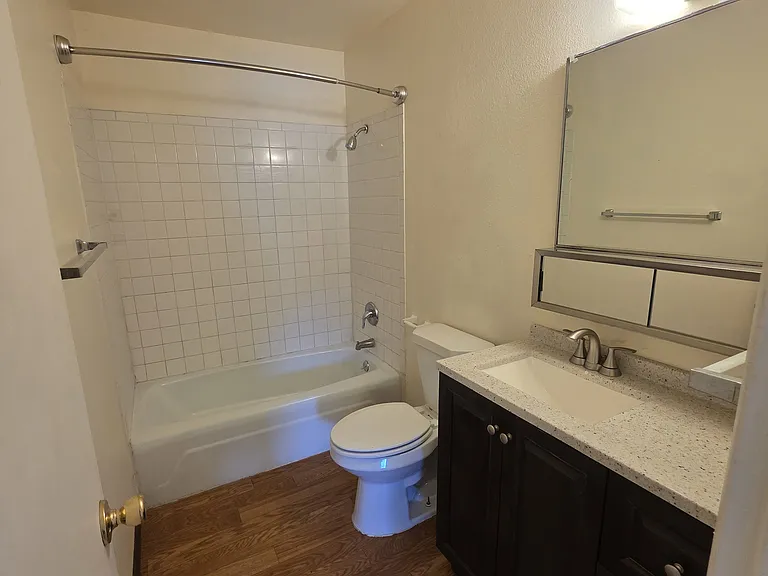2300 Virginia St #2 — Photo 3