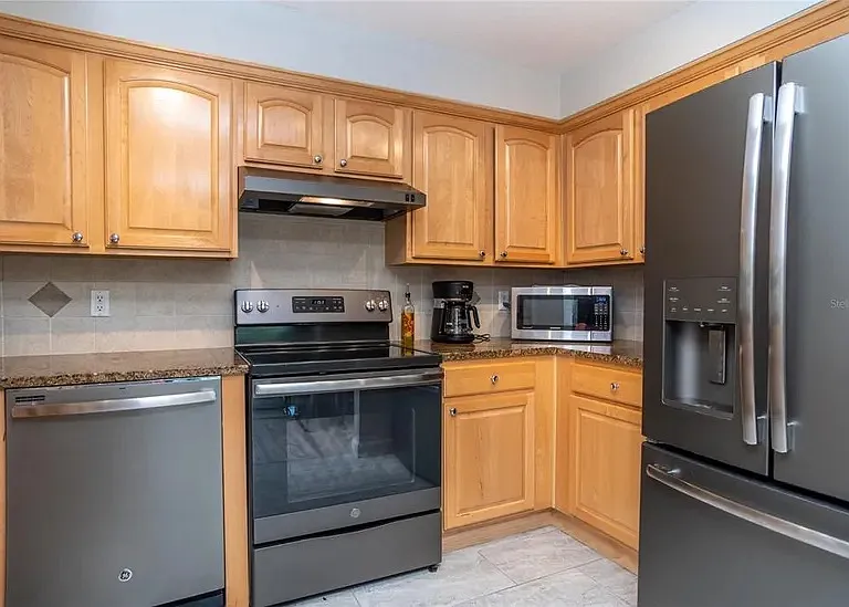 6100 Gulfport Blvd S #317 — Photo 8