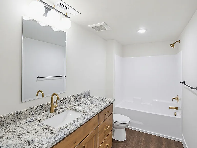 445 E River Ln — Photo 57