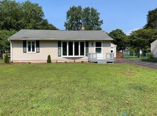 490 Apple Orchard Ln, Webster, NY 14580