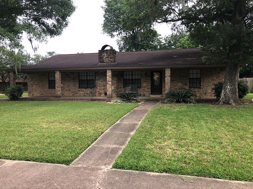 1st image of 436 Huckleberry Dr