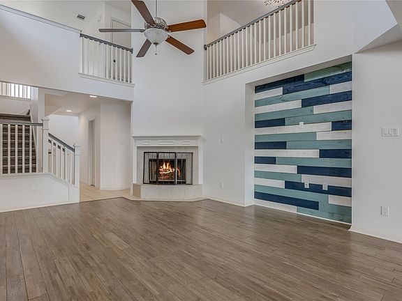 2nd image of 445 Venture Blvd