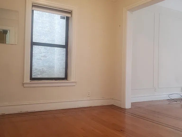 1200 Lexington Ave #4C — Photo 5
