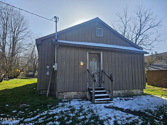 5th image of 807 Coeburn Rd