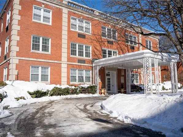 5025 5th Ave APT 3F, Pittsburgh, PA 15232