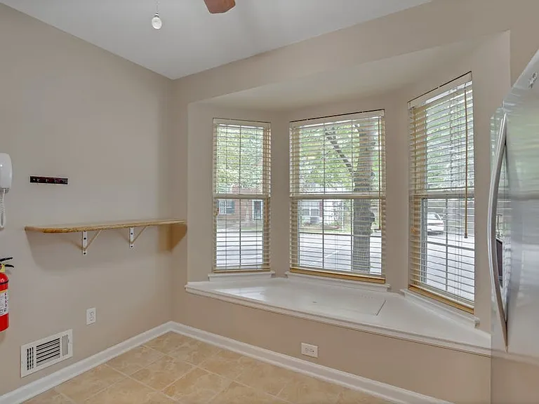 2269 Nash Ct — Photo 9