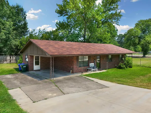 680 E German Ln, Conway, AR 72032