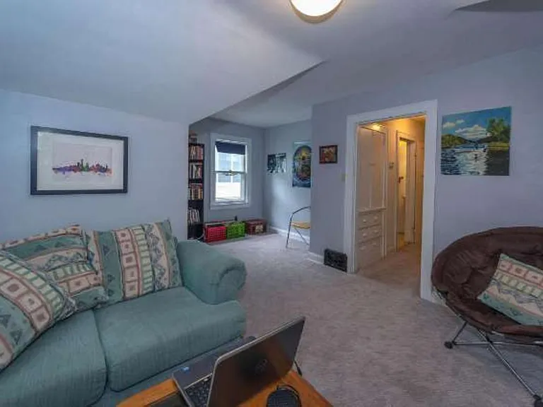 3020 N Bartlett Ave — Photo 2