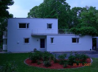 666 Chestnut Ridge Rd, Orange, CT 06477