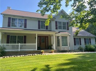 9500 Tanager Dr, Chardon, OH
