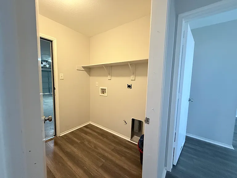 5108 Bridle Dr — Photo 6