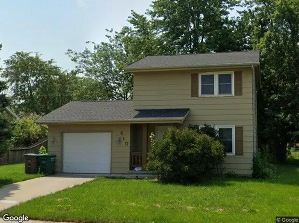 610 4th St NW, Altoona, IA 50009