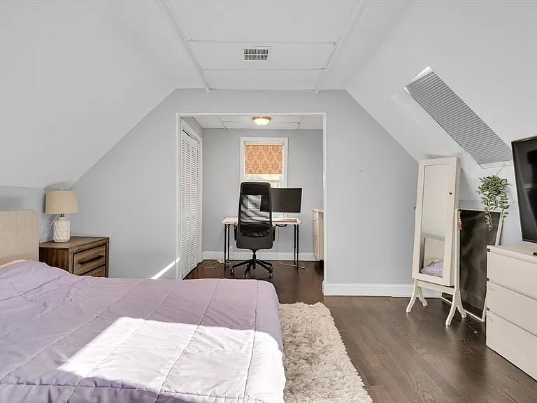 11 Lexington St #11 — Photo 9
