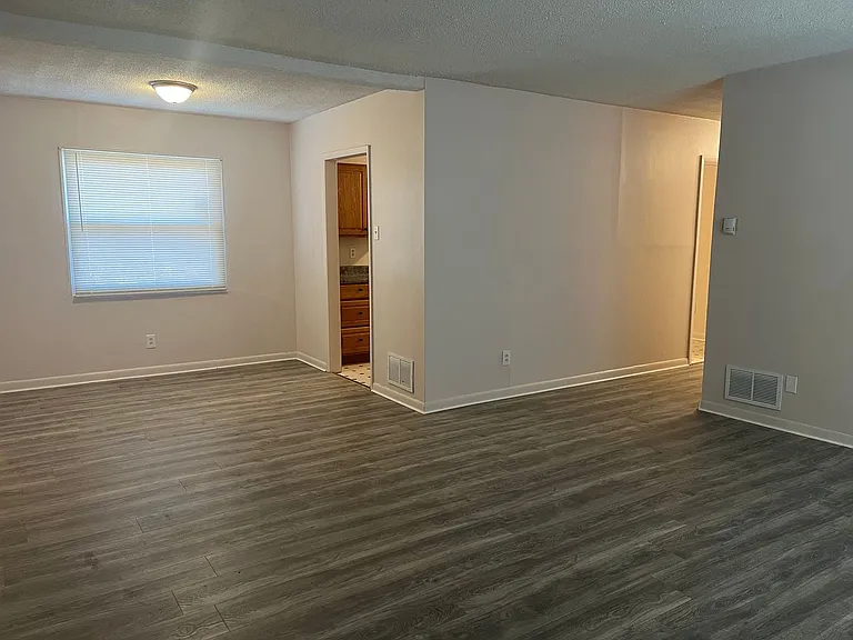 1400 SW Afton St — Photo 7