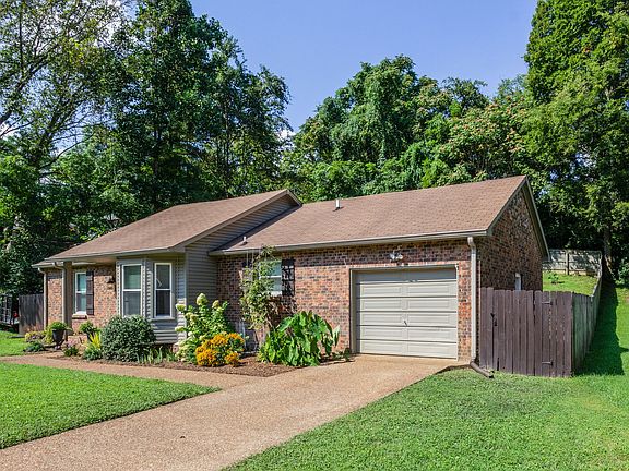 2nd image of 3065 Reelfoot Dr