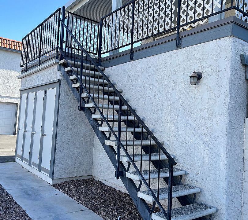 1st image of 1117 Willow Tree Dr Unit D