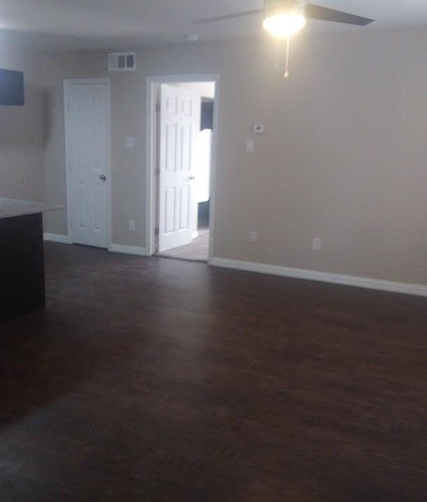 2nd image of 2801 Knight St APT 205