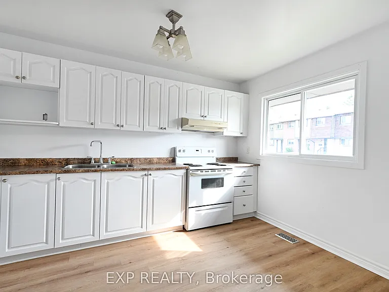 2697 Pimlico Cres #42 — Photo 6