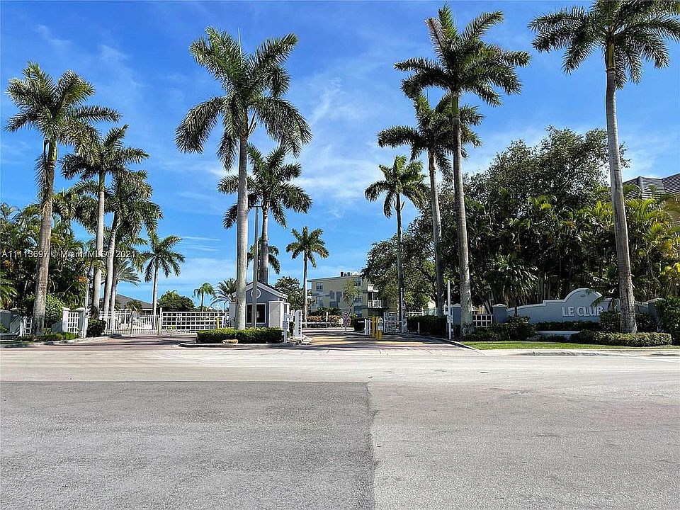 Gated Community Le Club