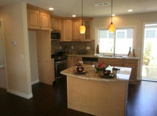 14951 Groveview Ln, Irvine, CA 92604