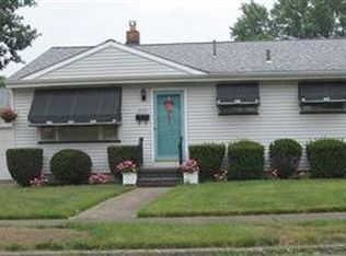 3325 Ambert St, Youngstown, OH 44502