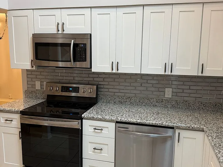 3 Hollycrest Blvd — Photo 9