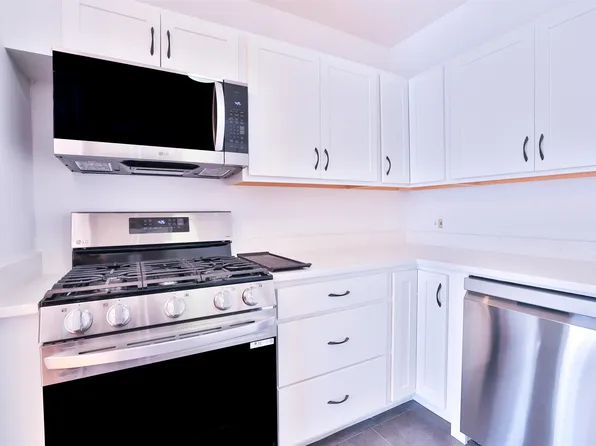 205 Park Avenue image 1 of 19