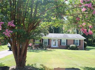 2880 Marguerite Park Dr, Winston Salem, NC 27106