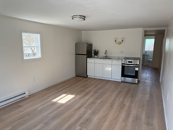 2nd image of 47 Jericho Rd #1