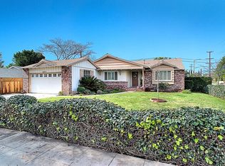 8857 Swinton Ave, North Hills, CA 91343