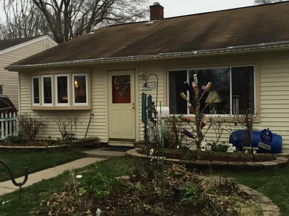26445 Colgate St, Inkster, MI 48141