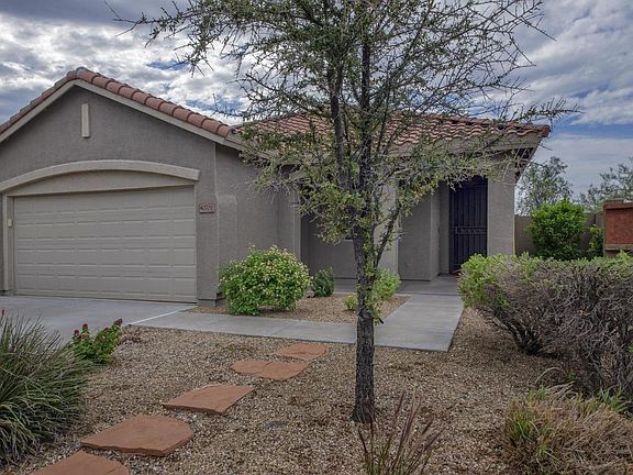 2nd image of 40701 N Citrus Canyon Trl