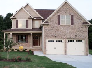 1045 Stone Eagle Ln, Raleigh, NC 27610