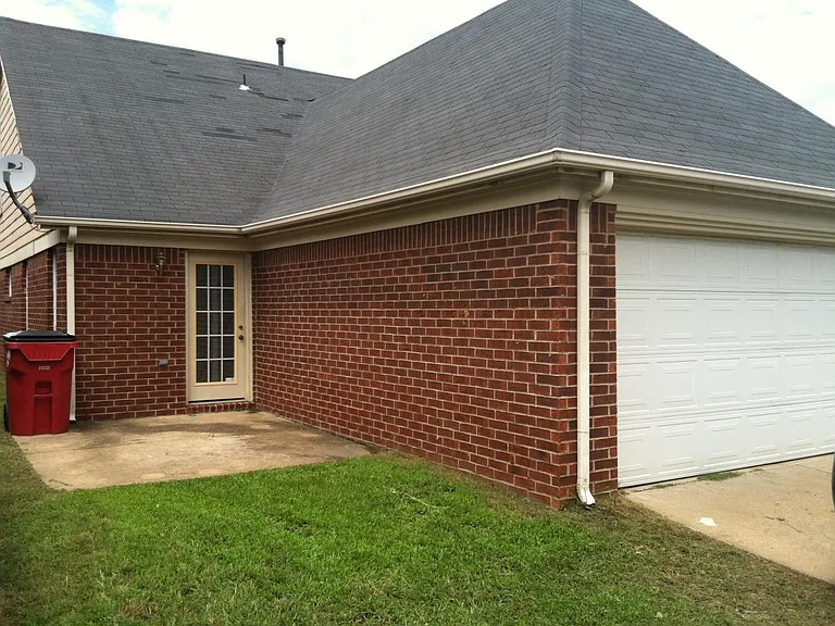 6881 Mikayla Ln — Photo 10